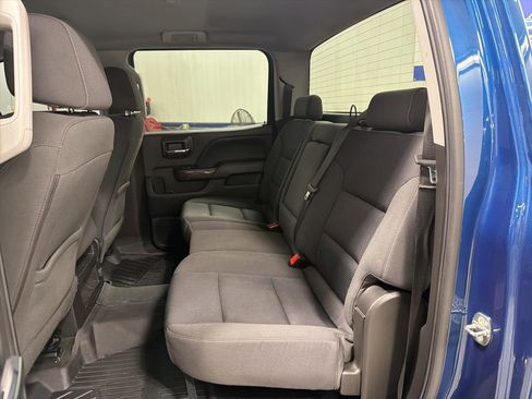 Used 2018 GMC Sierra 1500 SLE w/ Elevation Edition AWD/4WD image 12