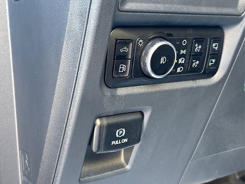 Used 2025 Ford F150 XLT w/ Equipment Group 302A MID image 31