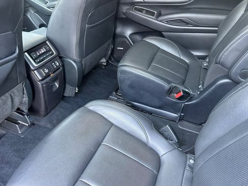 Used 2023 Subaru Ascent Touring AWD/4WD image 13