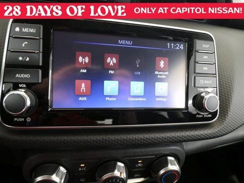 New 2025 Nissan Kicks Play S image 18