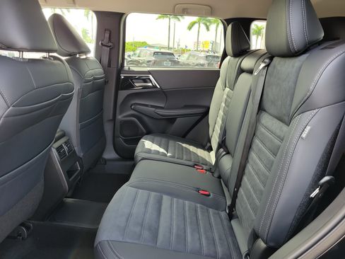 New 2026 Nissan Rogue SL AWD/4WD image 11