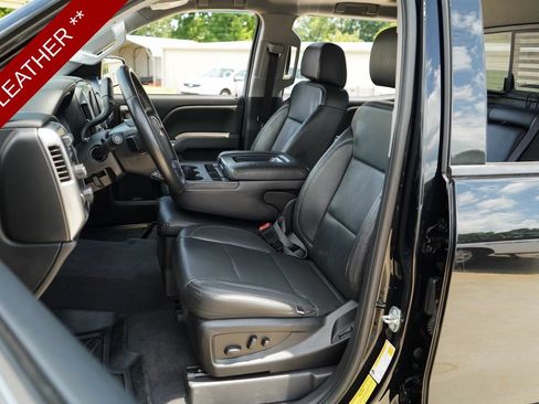 Used 2018 Chevrolet Silverado 1500 LT w/ Texas Edition AWD/4WD image 7