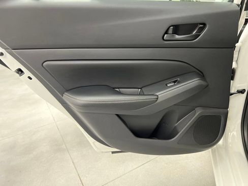 Used 2025 Nissan Altima 2.5 SV FWD image 18
