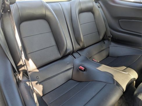 Used 2018 Ford Mustang GT Premium image 14