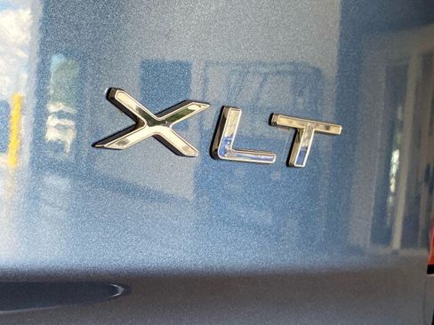 Used 2022 Ford Transit Connect XLT FWD image 7