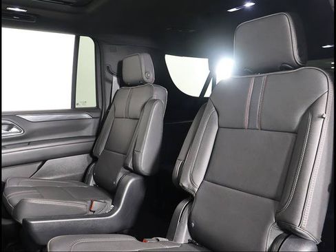 Used 2023 Chevrolet Suburban RST w/ Sport Performance Package RWD image 10