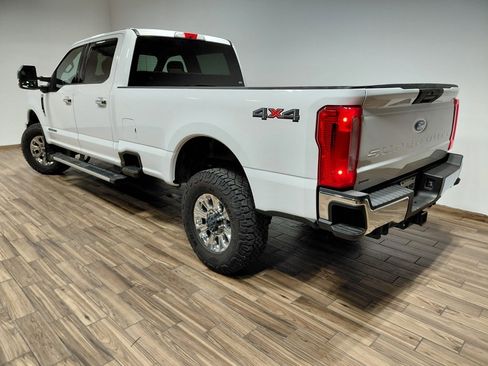 Used 2019 Ford F350 XLT w/ XLT Premium Package image 18