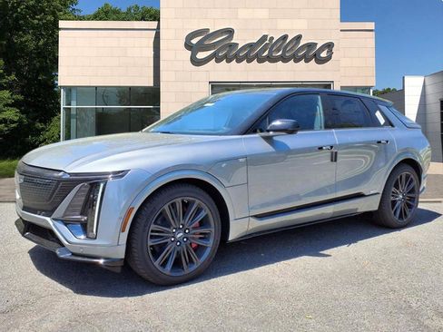 New 2026 Cadillac Lyriq V image 1