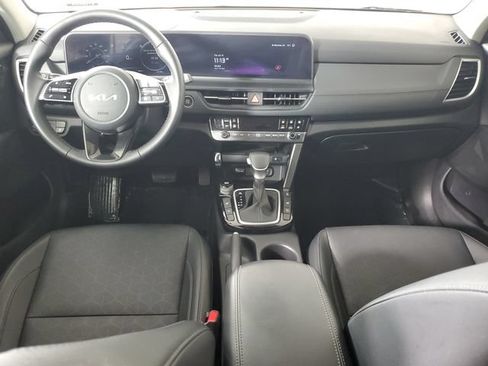 Used 2024 Kia Seltos EX AWD/4WD image 13