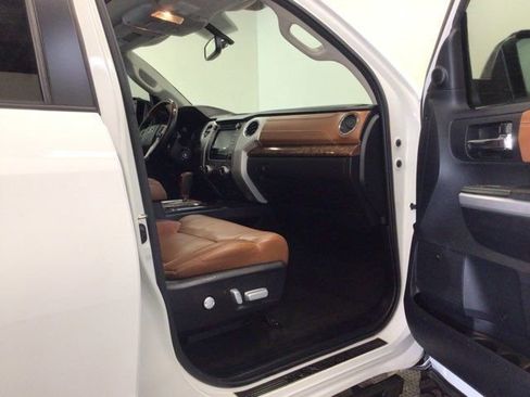 Used 2015 Toyota Tundra 1794 Edition AWD/4WD image 9