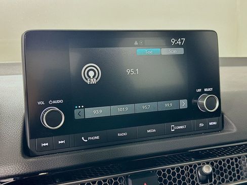 Used 2025 Honda Civic Sport image 26