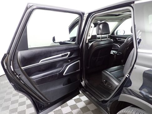 Used 2022 Kia Telluride S AWD/4WD image 34