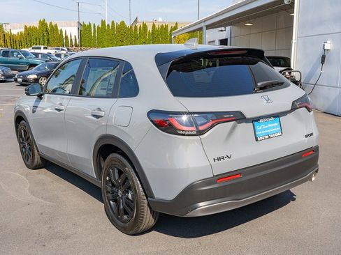 New 2026 Honda HR-V Sport image 8