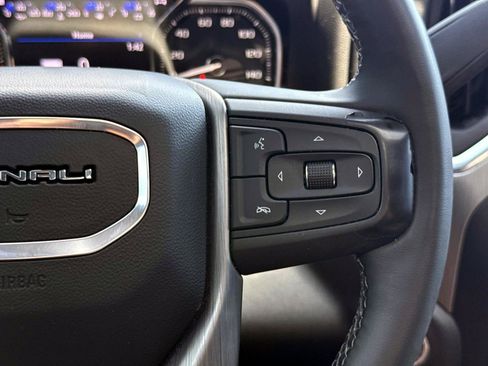 Used 2023 GMC Sierra 2500 Denali w/ Denali Ultimate Package AWD/4WD image 35