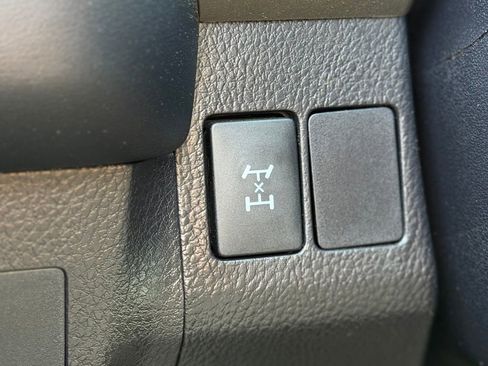 Used 2015 Toyota RAV4 XLE image 21