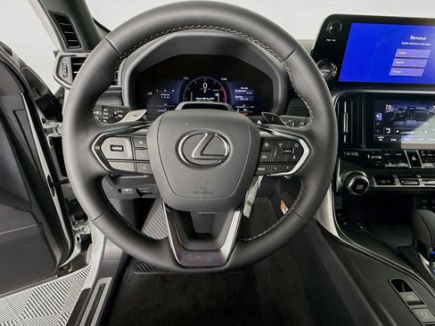 New 2025 Lexus LX 700h Overtrail image 10