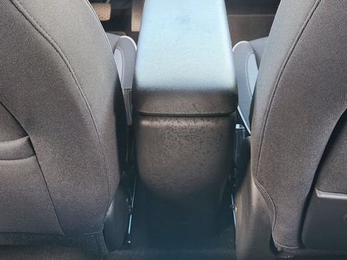 Used 2025 Chevrolet TrailBlazer LT w/ LT Cold Weather Package FWD image 28