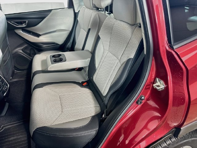 Used 2019 Subaru Forester Premium AWD/4WD image 15