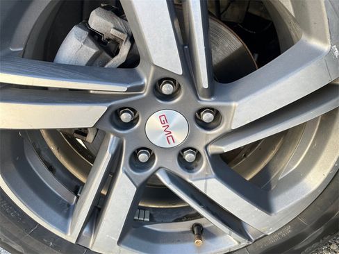 Used 2019 GMC Terrain SLT w/ Preferred Package image 29