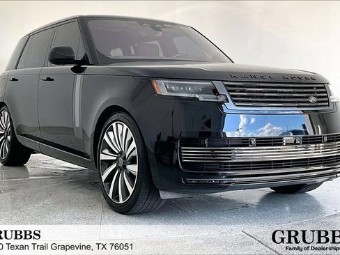 Used 2023 Land Rover Range Rover SV AWD/4WD image 1