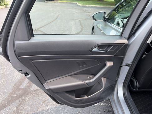 Used 2020 Volkswagen Jetta SEL FWD image 20