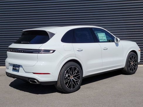 New 2026 Porsche Cayenne AWD/4WD image 7