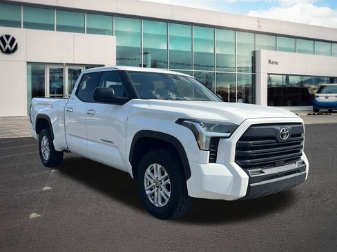 Used 2022 Toyota Tundra SR5 w/ SR5 Premium Package AWD/4WD image 3