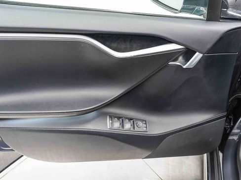 Used 2019 Tesla Model S 100D AWD/4WD image 21