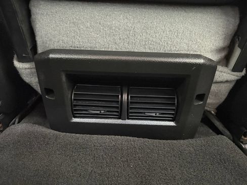 Used 2018 RAM 1500 Express w/ Express Value Package RWD image 30