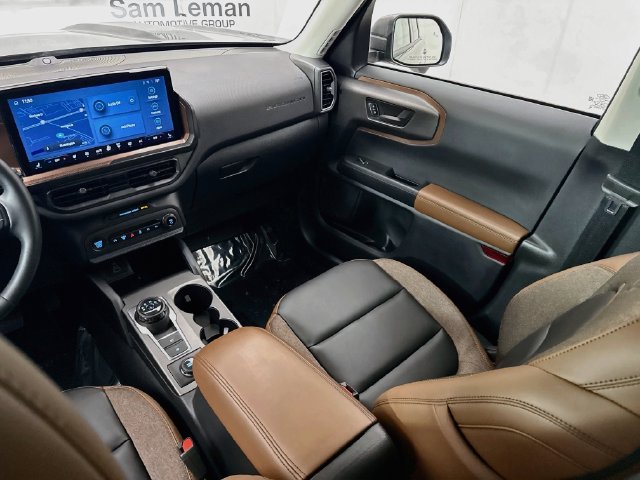 Used 2025 Ford Bronco Sport Outer Banks w/ Outer Banks Tech Package+ AWD/4WD image 24
