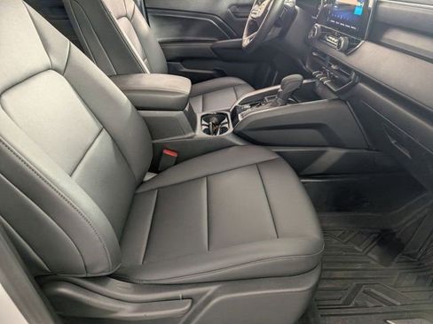 Certified 2024 Chevrolet Colorado W/T w/ WT Convenience Package image 29