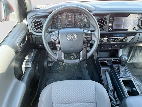 Used 2022 Toyota Tacoma SR image 20