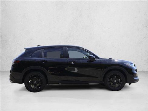 New 2027 Honda HR-V Sport image 4