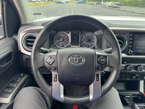 Used 2021 Toyota Tacoma SR5 image 12