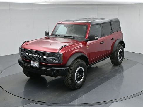Used 2025 Ford Bronco Badlands AWD/4WD image 35