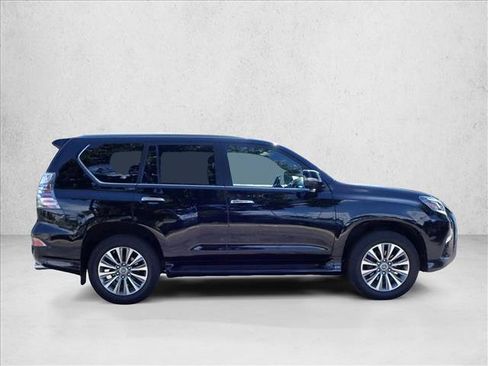 Used 2021 Lexus GX 460 Luxury w/ Accessory Package AWD/4WD image 5