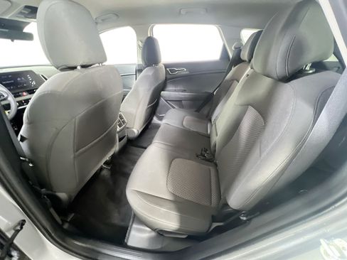 Used 2023 Kia Sportage LX AWD/4WD image 23