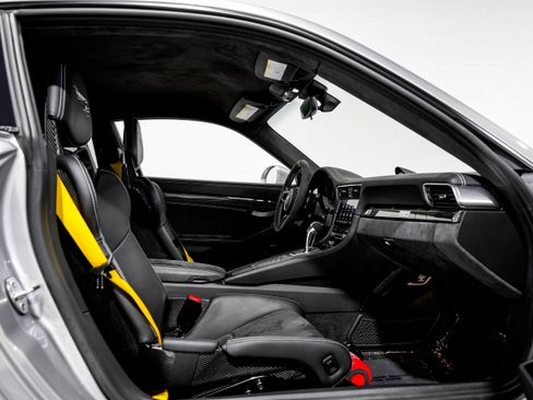 Used 2019 Porsche 911 GT3 RS image 27