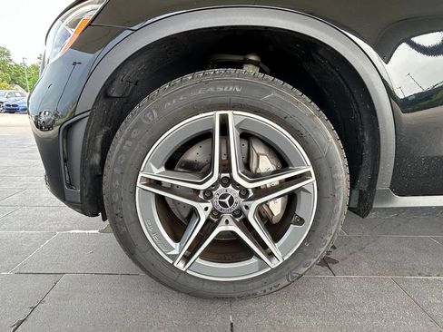 Used 2022 Mercedes-Benz GLC 300 4MATIC image 11