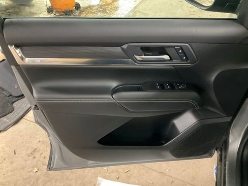 Used 2025 GMC Terrain Elevation image 11