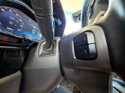 Used 2025 Chevrolet Silverado 1500 LT AWD/4WD image 24