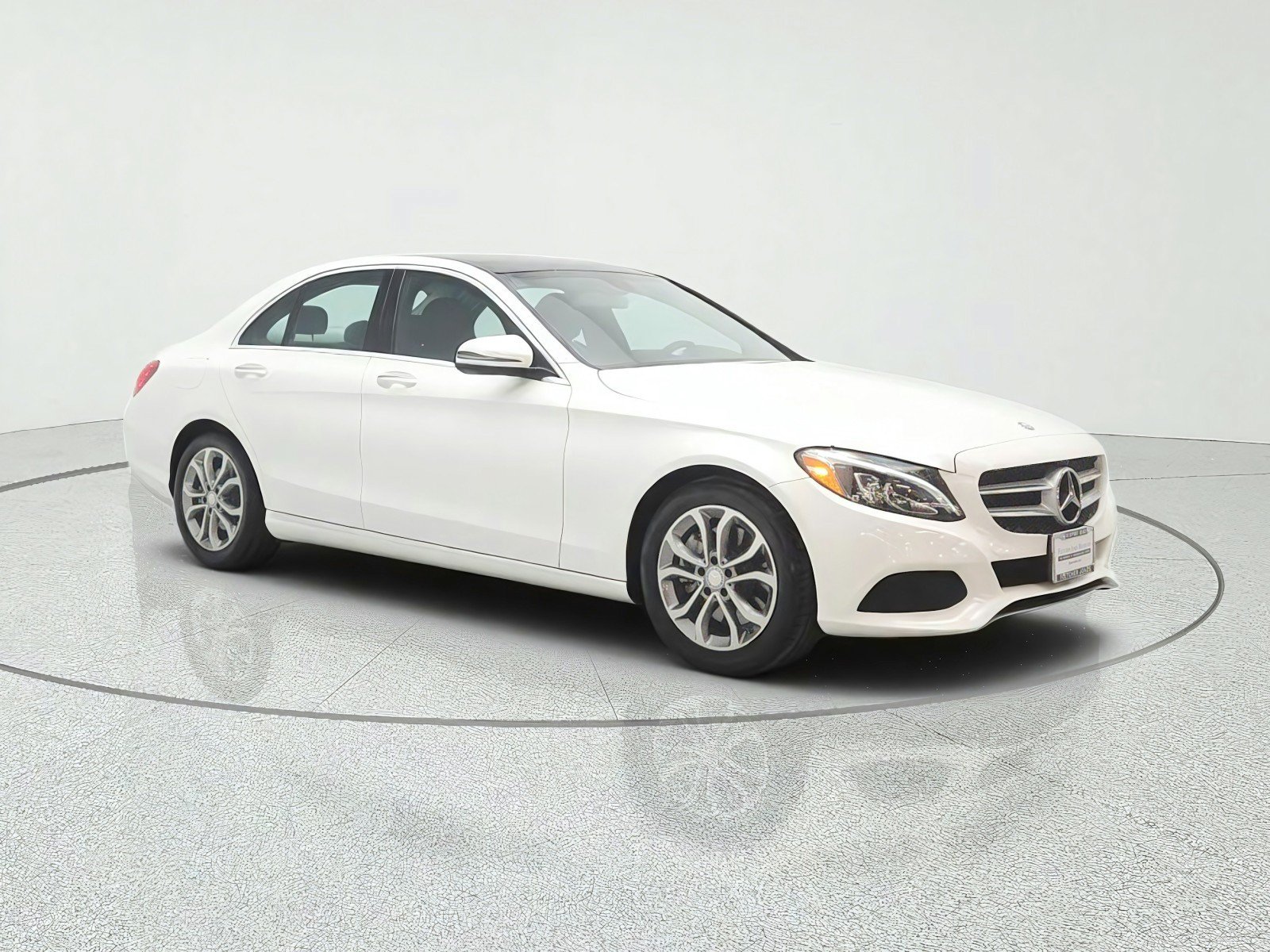Used 2016 Mercedes-Benz C 300 Sedan image 3