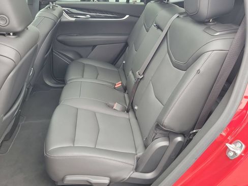 Certified 2024 Cadillac XT6 Premium Luxury w/ Technology Package FWD image 26