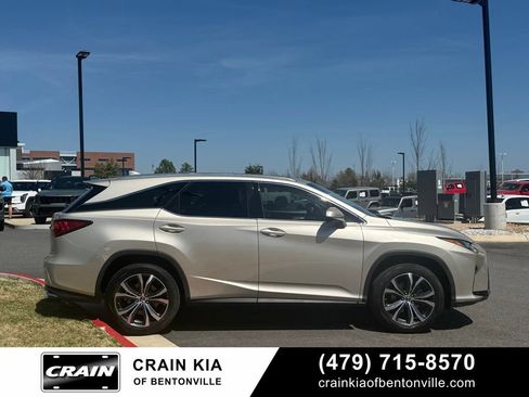 Used 2018 Lexus RX 350L AWD w/ Premium Package image 9