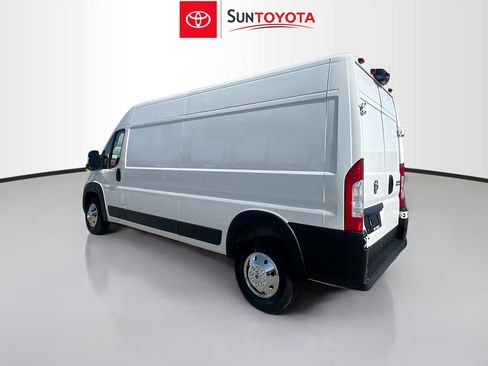 Used 2025 RAM ProMaster 2500 w/ Convenience Group FWD image 6