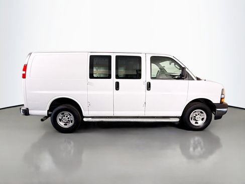 Used 2023 Chevrolet Express 2500 w/ Driver Convenience Package image 11