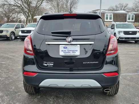 Used 2018 Buick Encore Preferred image 5