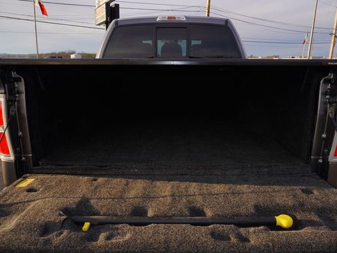 Used 2011 Ford F150 Platinum image 28