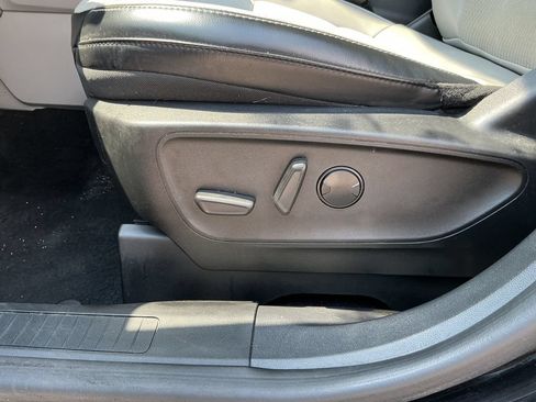Used 2023 Ford Escape SE FWD image 32