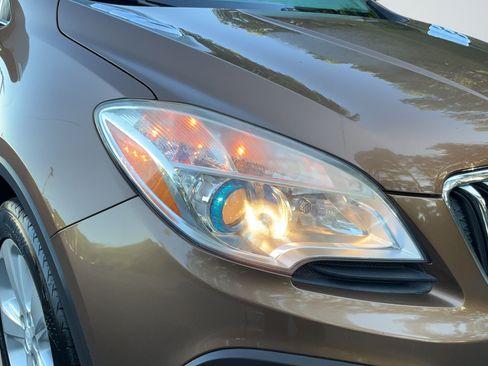 Certified 2016 Buick Encore Convenience FWD image 27